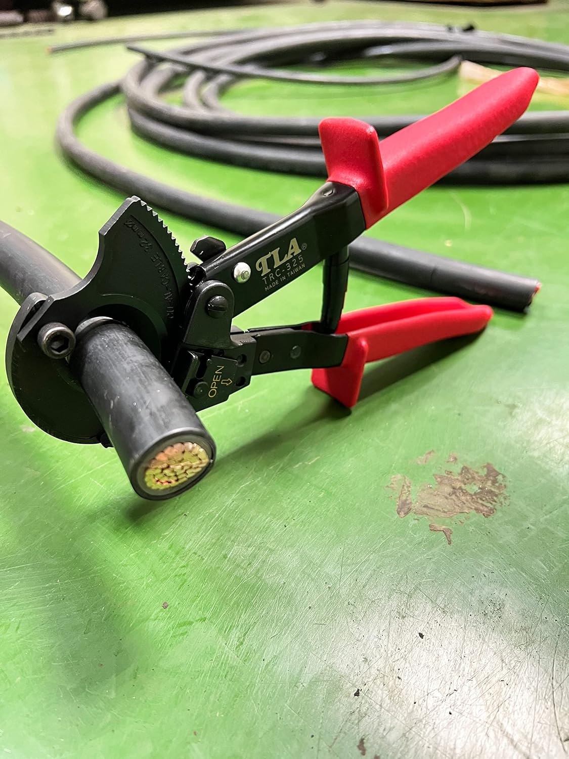 Ratchet Cable Wire Cutter B9849