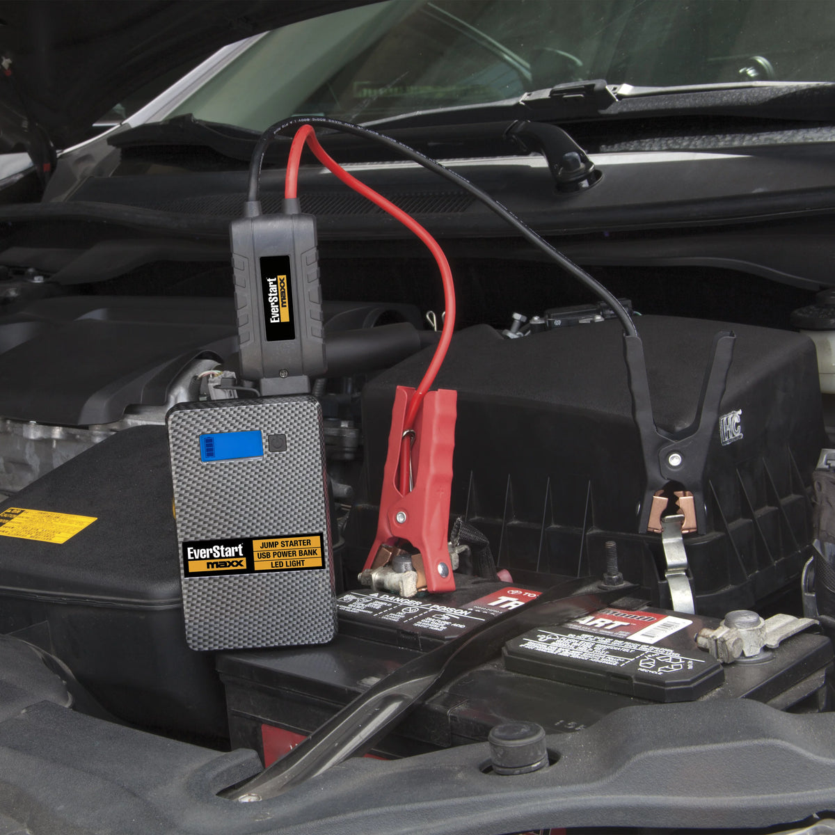 800 Amp 12 Volts Lithium Jump Starter with USB V267744