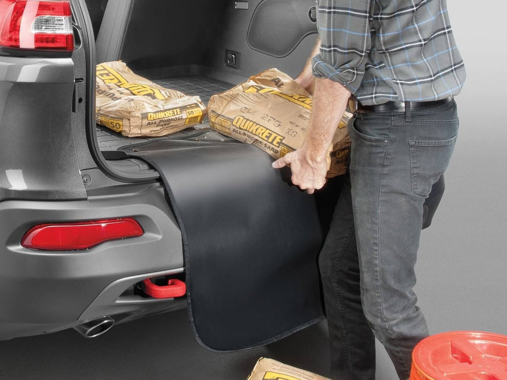 Black Cargo Liner P279