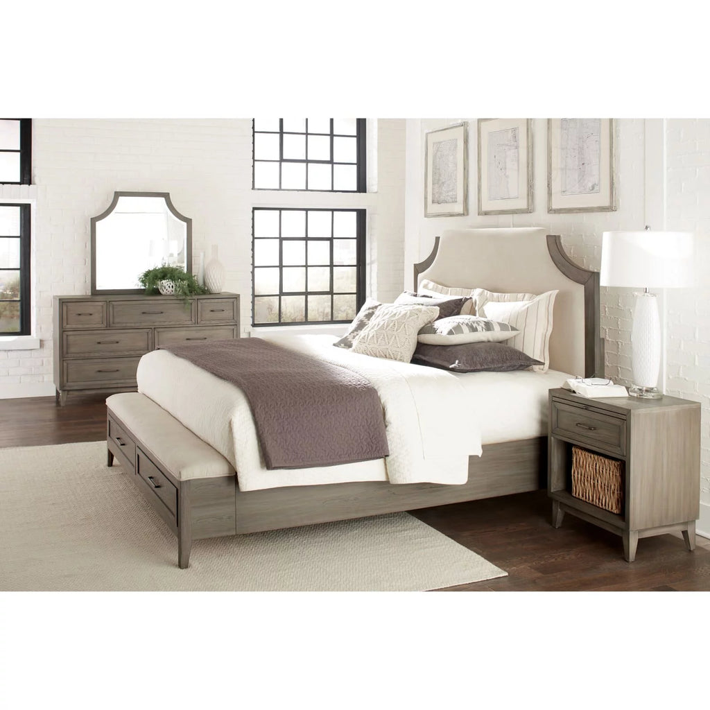 Upholstered Storage Bed L354698