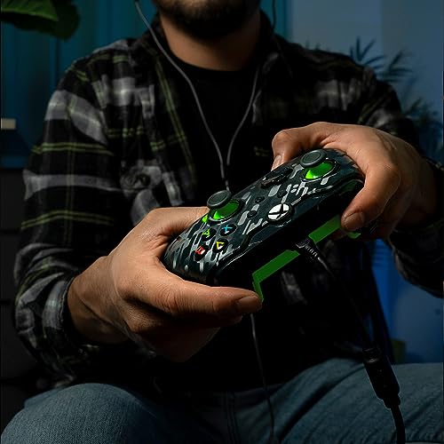 Wired Xbox Game Controller - Dual Vibration Gamepad - Fuse Black/Pink L296