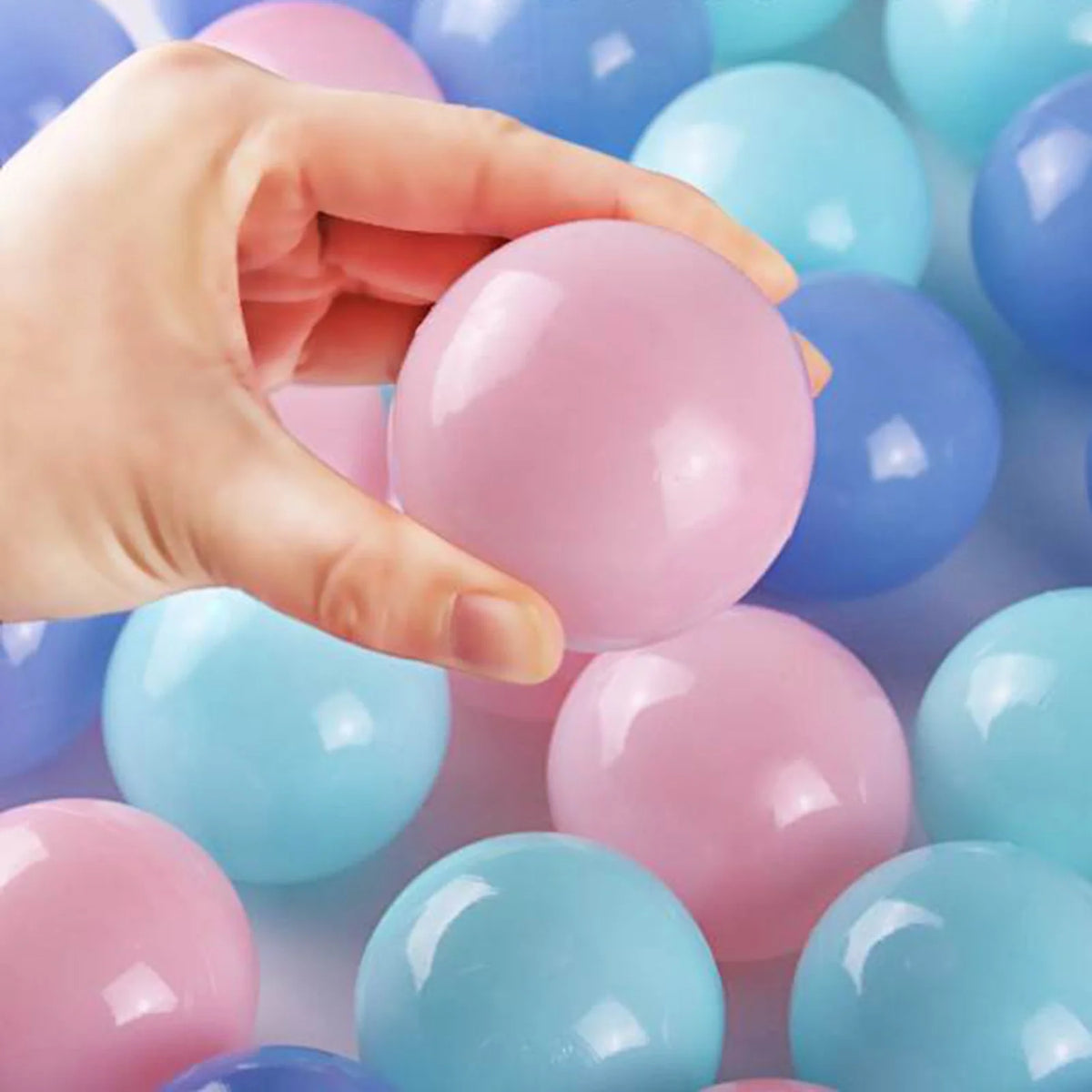 100Pcs Plastic Ocean Balls Pool Accessories V921570