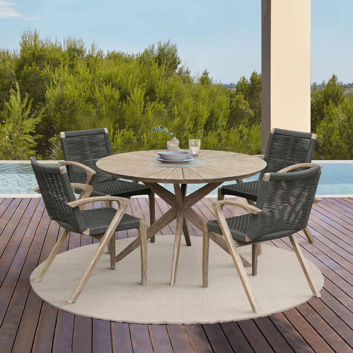 Eucalyptus Wood and Concrete Round Dining Table Z84328