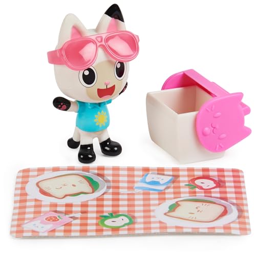 Carlita Toy Car with Pandy Paws Collectible Figure and 2 Accessories E828417