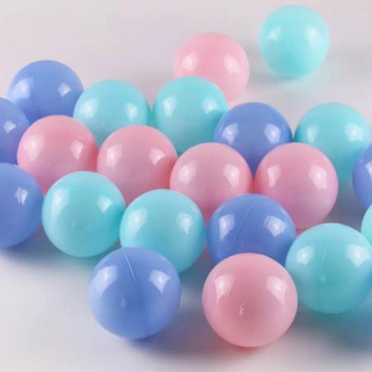 100Pcs Plastic Ocean Balls Pool Accessories V921570