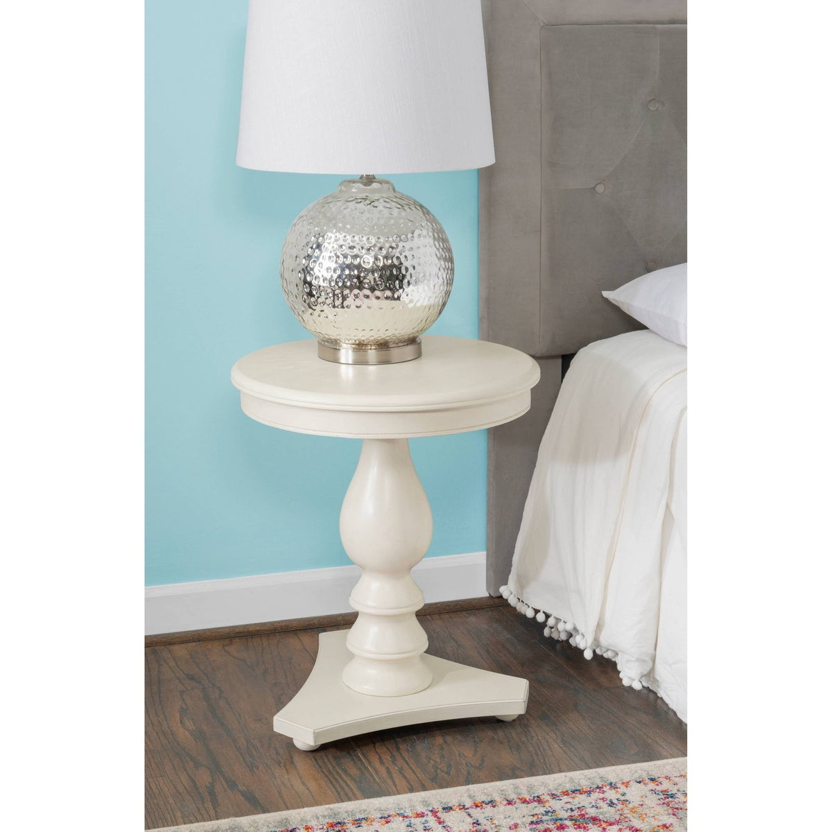 White Side Table W835085