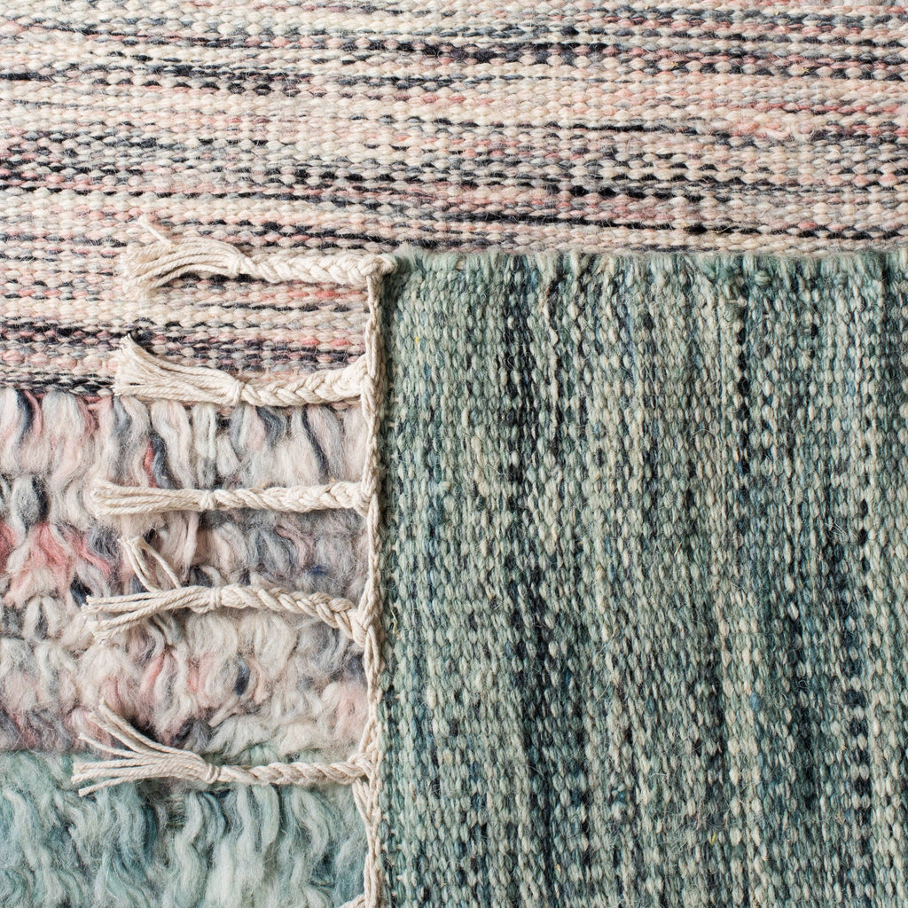 Turquoise and Pink Runner L2560