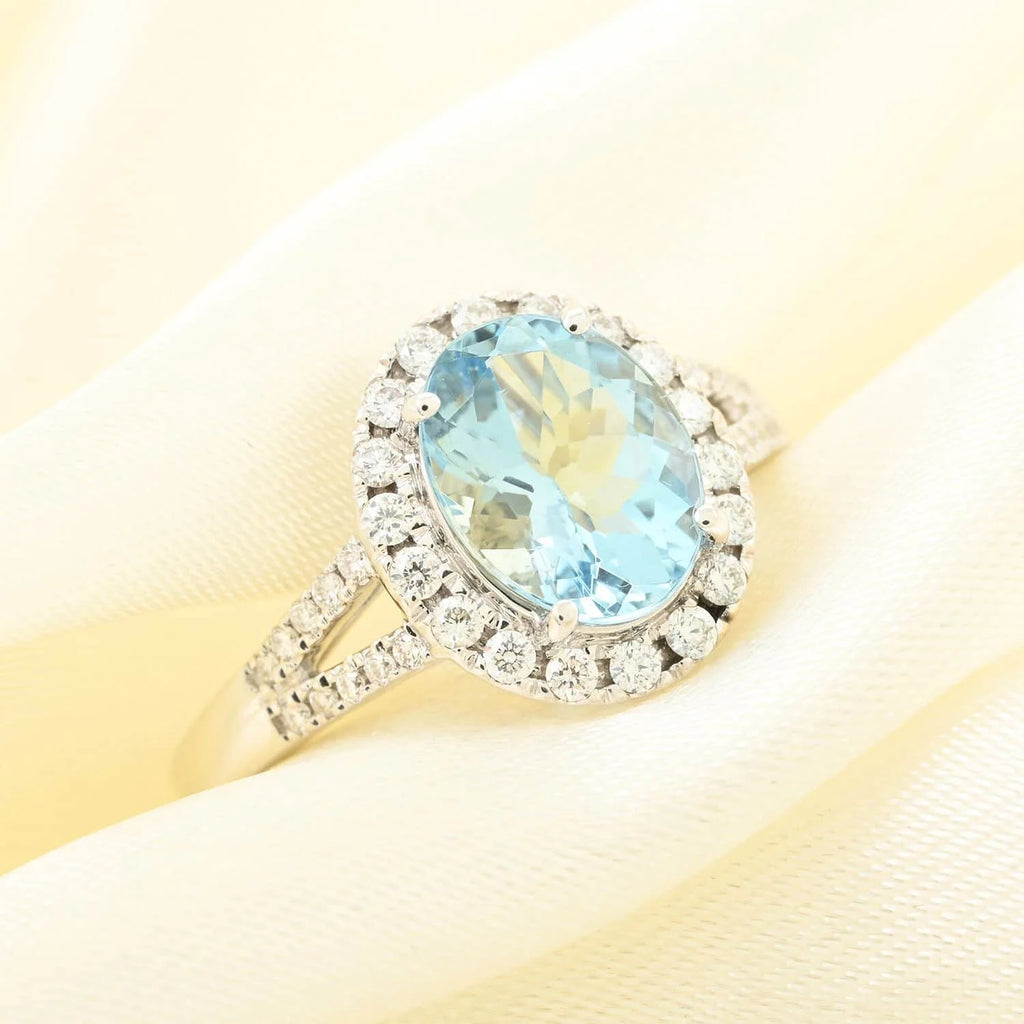 18K White Gold Halo Ring with Blue Aquamarine and White Diamond I686