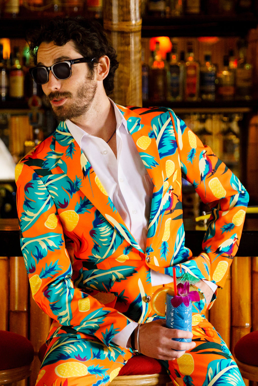 Orange Hawaiian Suit Size 42 M72466