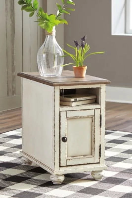 Traditional Chairside End Table O8856