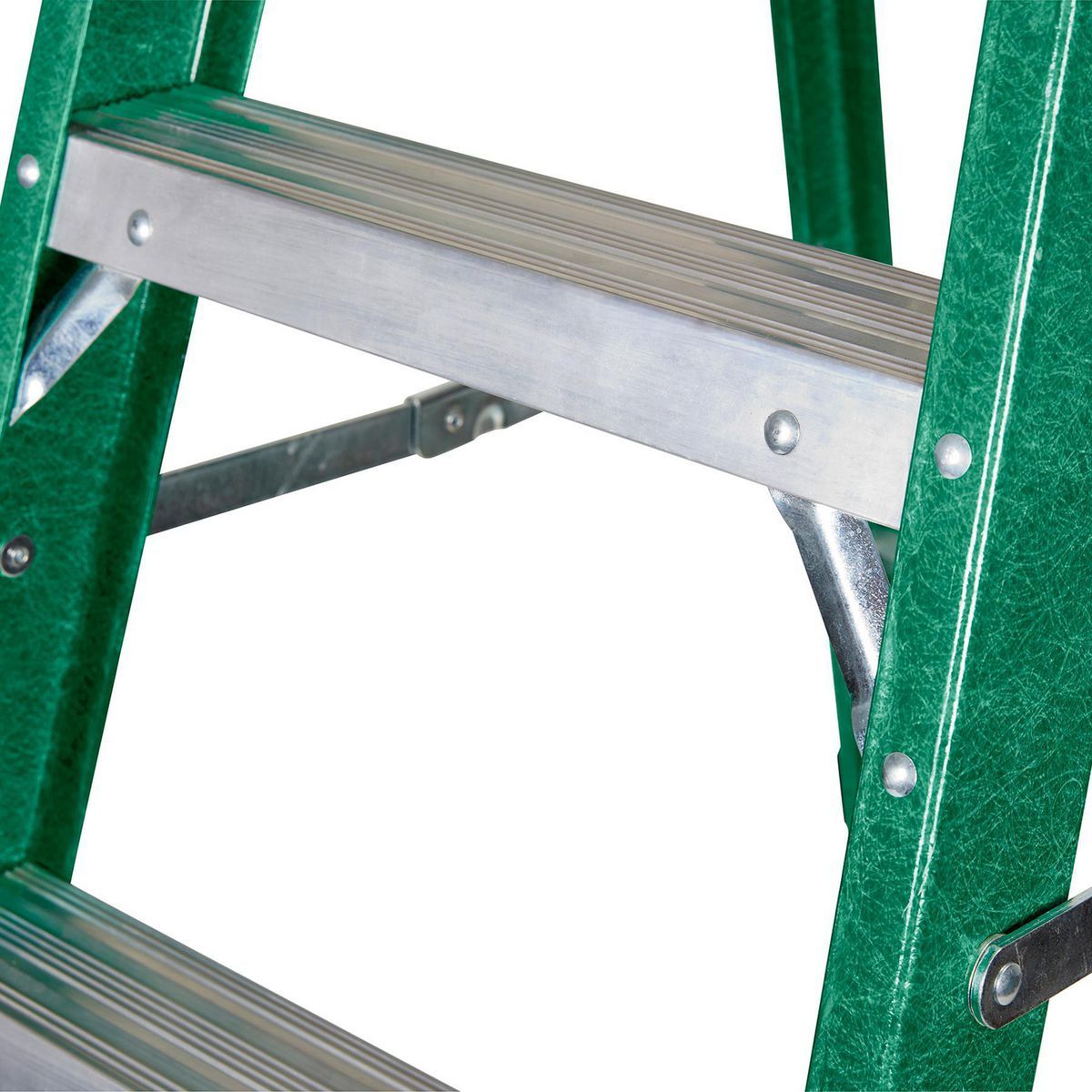 6 ft. Fiberglass Stepladder Y3803