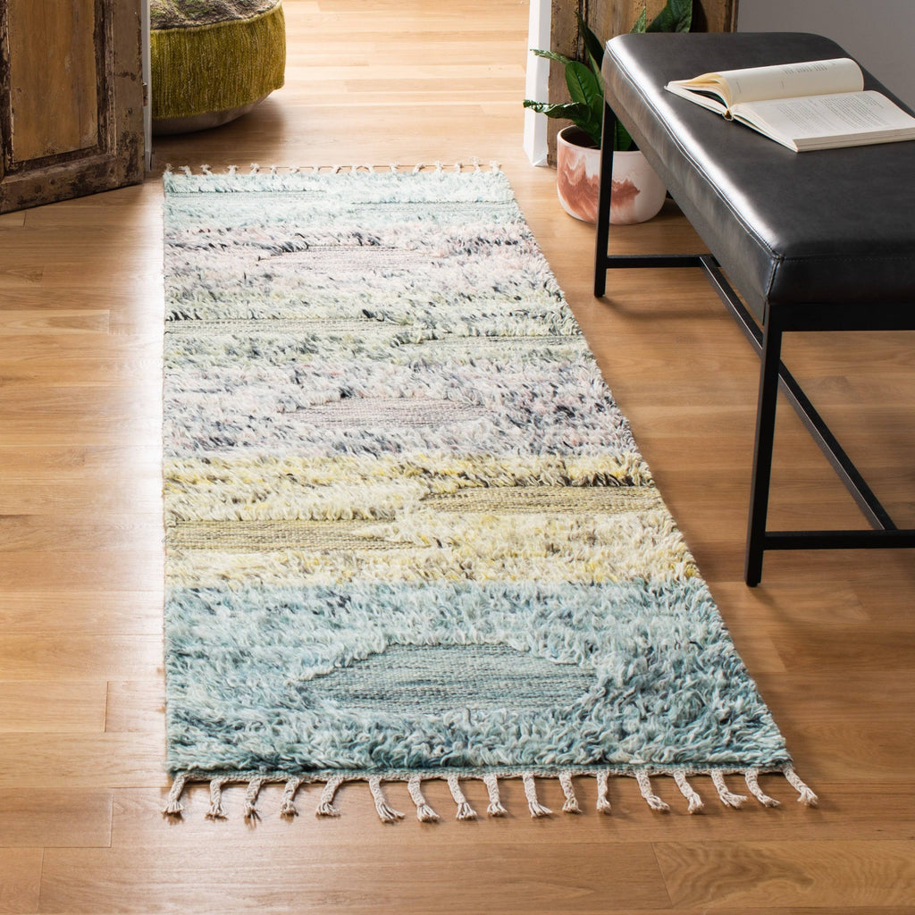 Turquoise and Pink Runner L2560