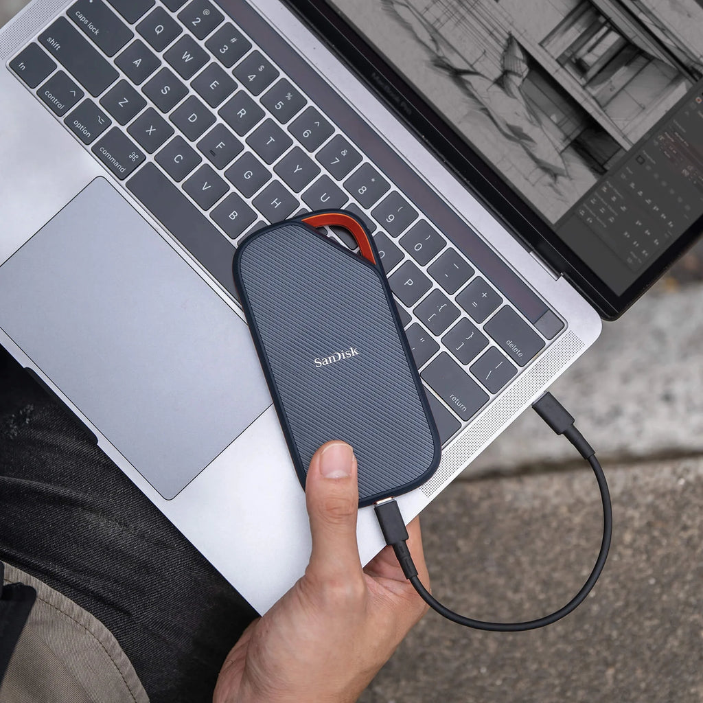 2TB Portable SSD with USB4 Q288308