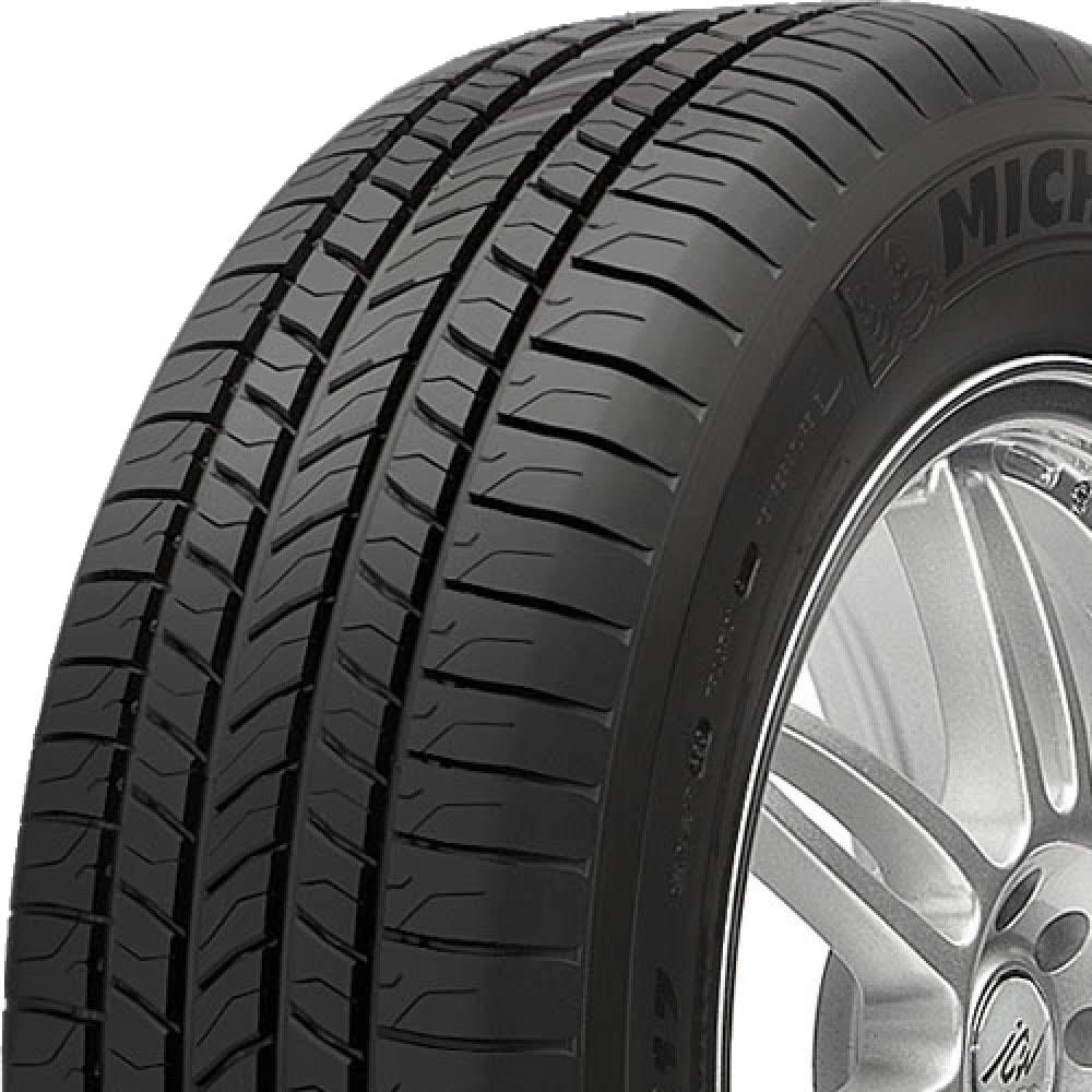 215/55R17 Tire U84934