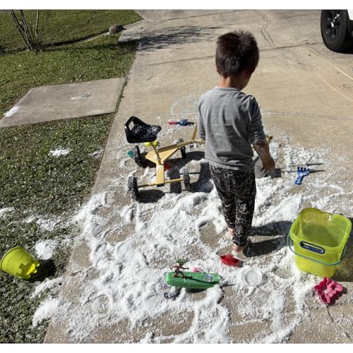 1-Pound Jar of Instant Snow Powder Z8165