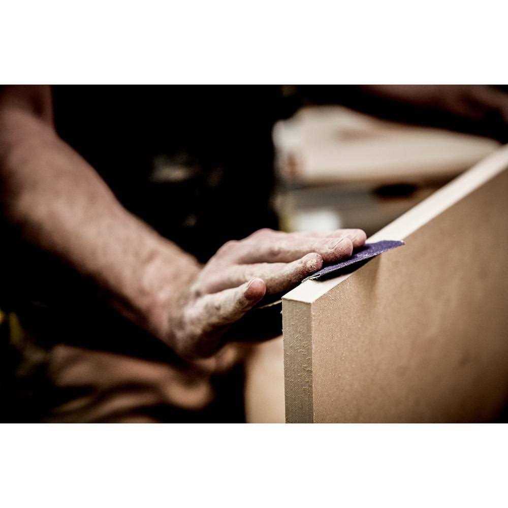 9 in x 11 Sanding Sheets F2368