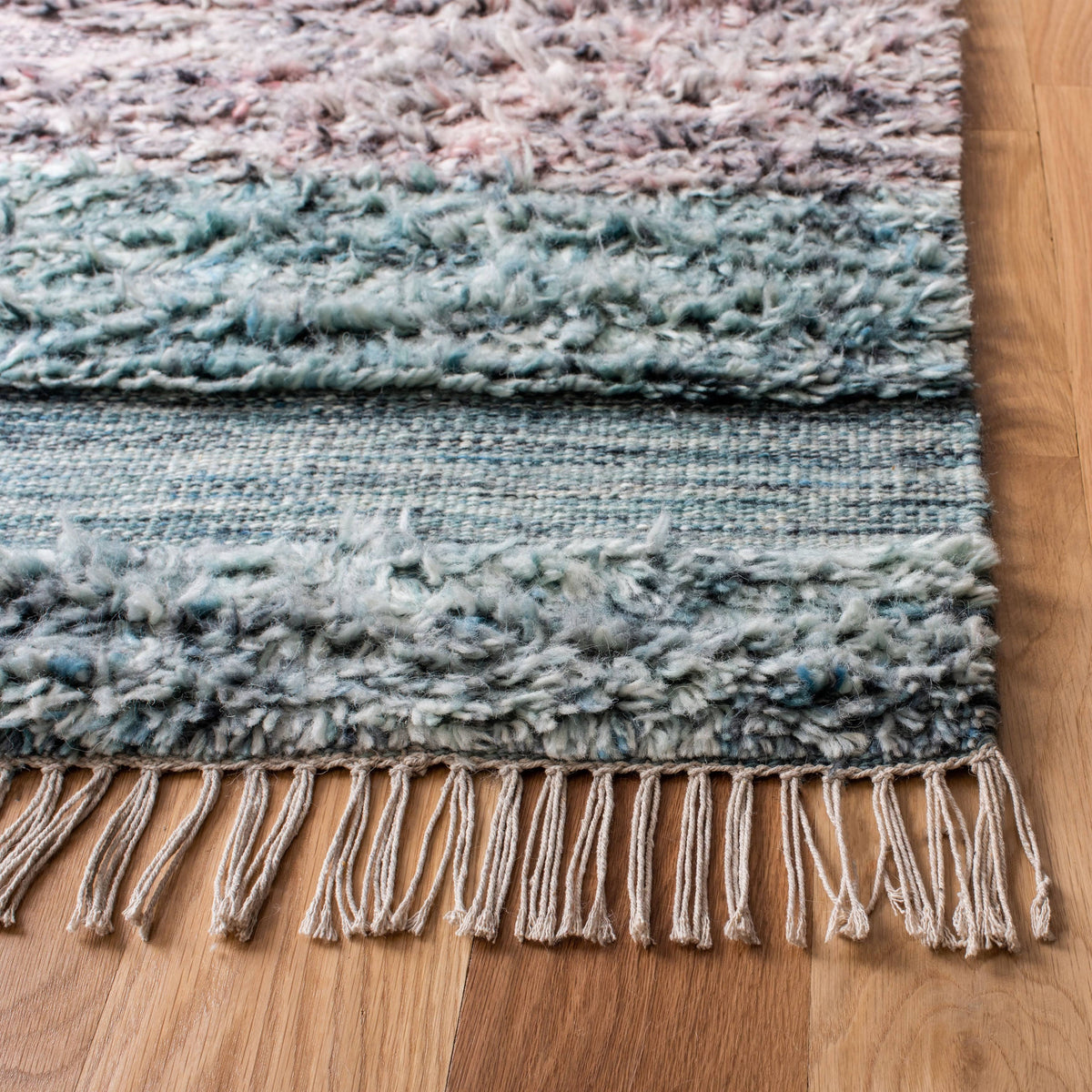 Turquoise and Pink Runner L2560