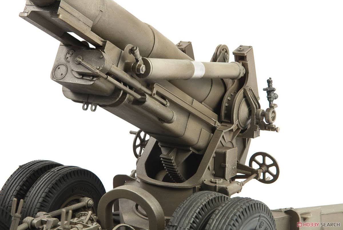 WWII 8 inch Howitzer M1 1/35 Scale Plastic Model Kit W59484