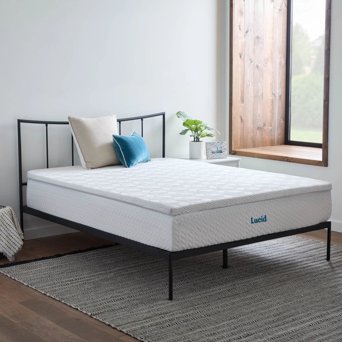 Queen Cooling Gel Memory Foam Mattress Topper with Cover Q95791