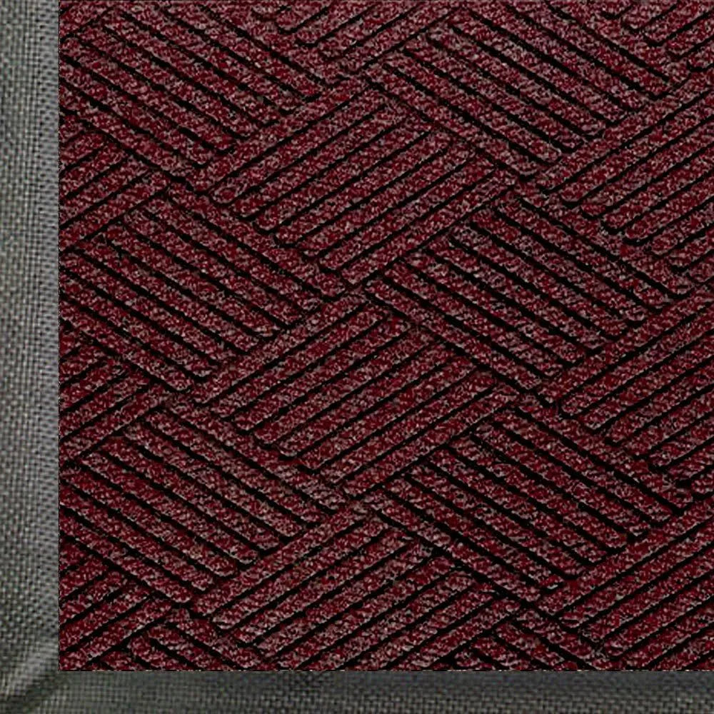Maroon Carpeted Entrance Mat 3ft. x 5ft. Y742779